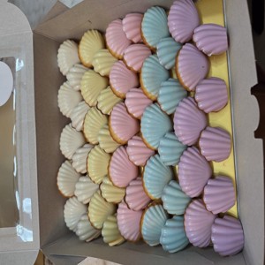 Mini Madeleines (box of 50)